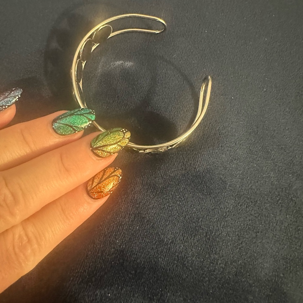 Colorful Planetary Bracelet - Picture 2 of 5